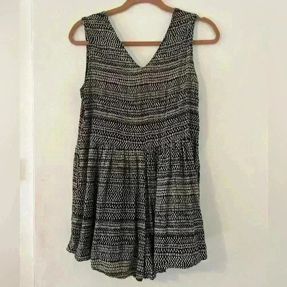 ECOTE Black White Printed Romper with Pockets Size S (F132) - Picture 5 of 8